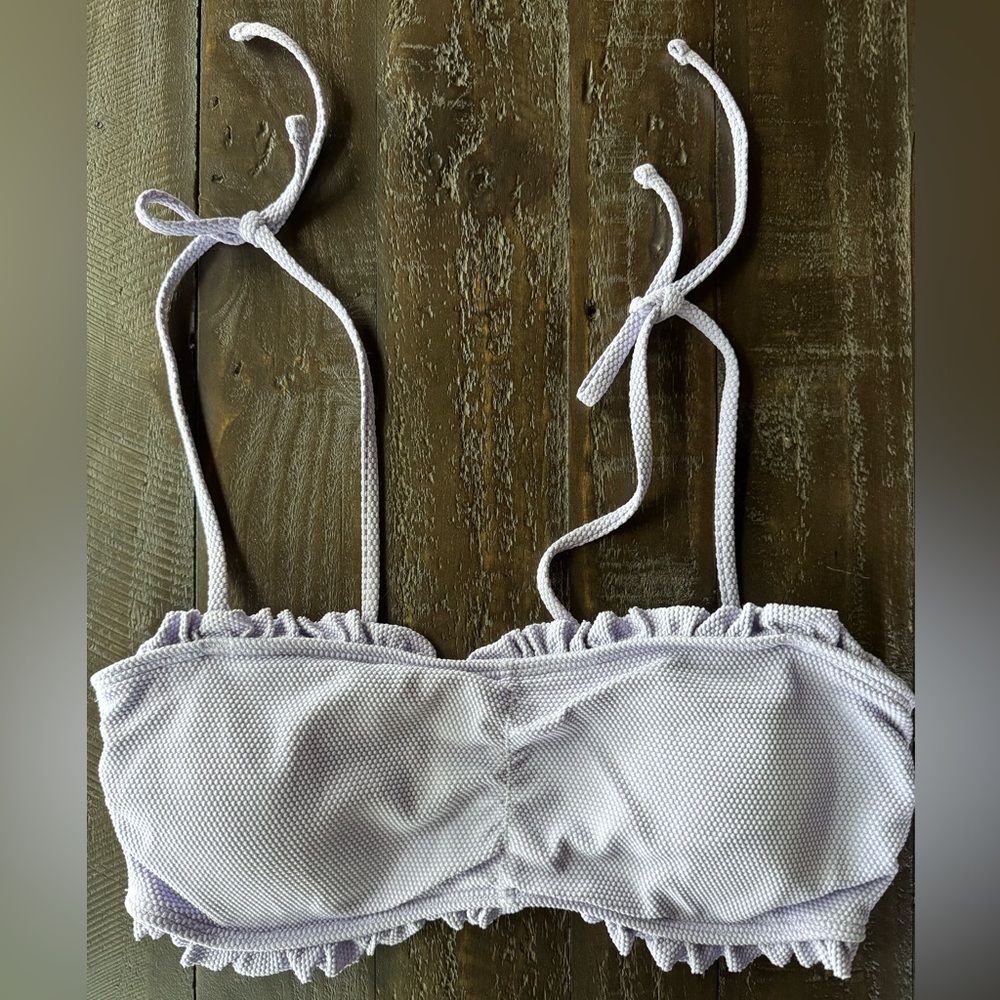 Hollister Lavender Bikini Top with Adjustable Straps and Ruched Detail